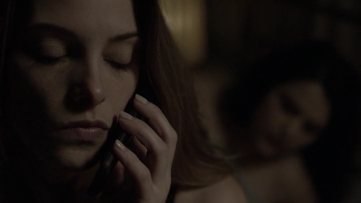 Ashley-Greene-dot-nl_Rogue4x05PoolBoy2679.jpg