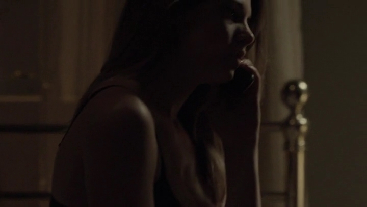 Ashley-Greene-dot-nl_Rogue4x05PoolBoy2702.jpg
