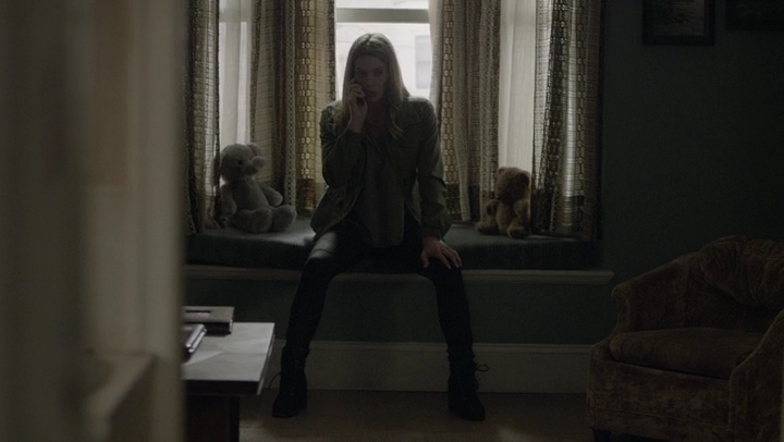 Ashley-Greene-dot-NL_Rogue4x06Elk0235.jpg