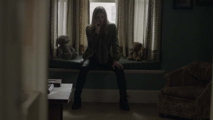 Ashley-Greene-dot-NL_Rogue4x06Elk0236.jpg