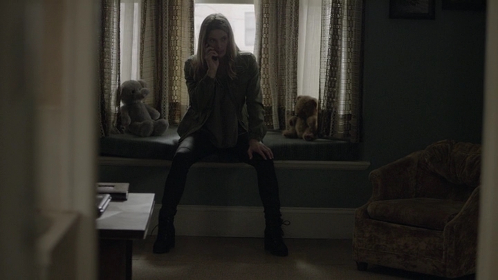 Ashley-Greene-dot-NL_Rogue4x06Elk0237.jpg