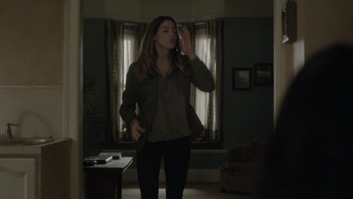 Ashley-Greene-dot-NL_Rogue4x06Elk0245.jpg