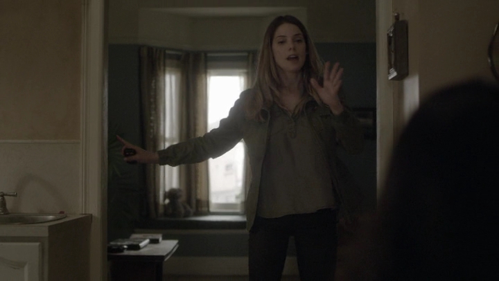 Ashley-Greene-dot-NL_Rogue4x06Elk0246.jpg