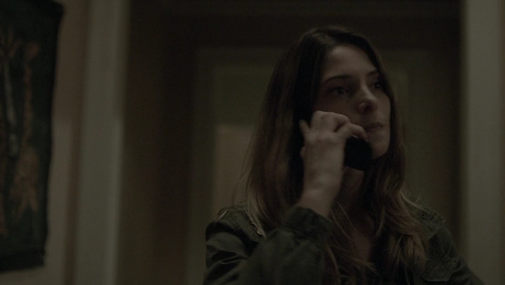 Ashley-Greene-dot-NL_Rogue4x06Elk0317.jpg