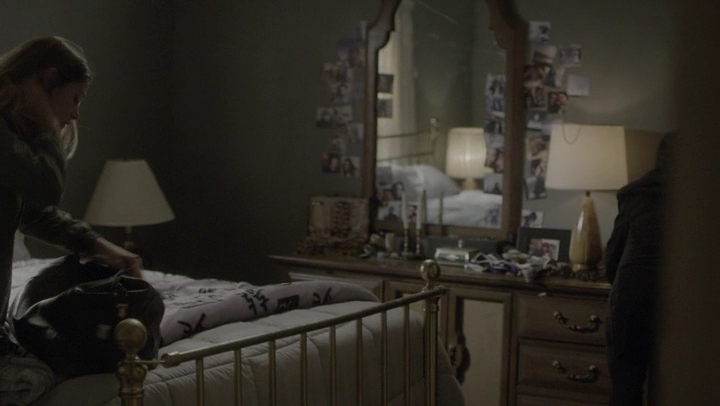Ashley-Greene-dot-NL_Rogue4x06Elk0388.jpg