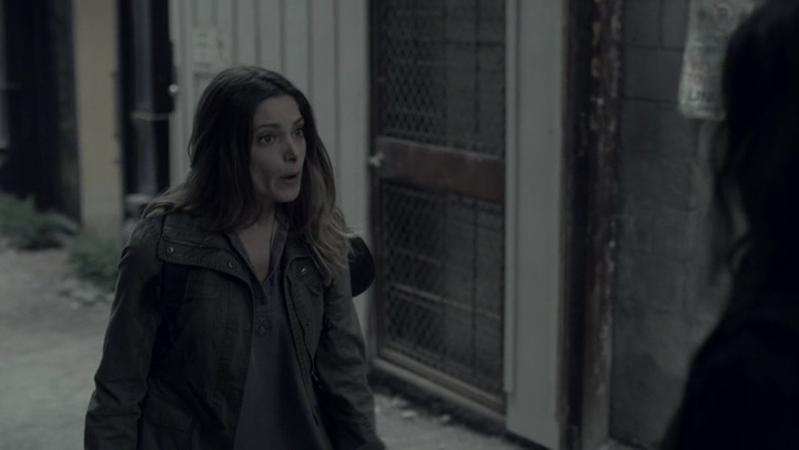 Ashley-Greene-dot-NL_Rogue4x06Elk0535.jpg