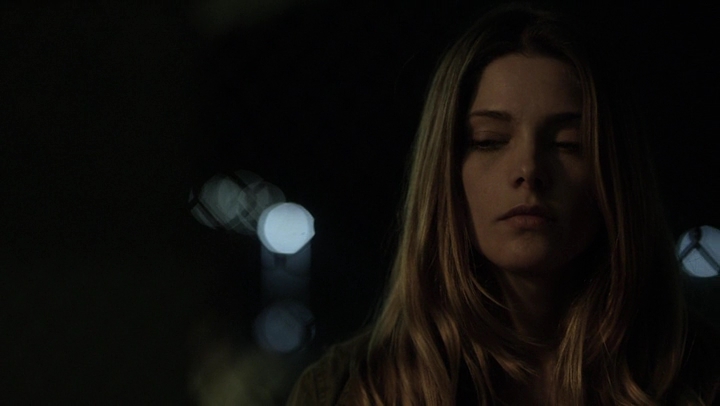 Ashley-Greene-dot-NL_Rogue4x06Elk2019.jpg