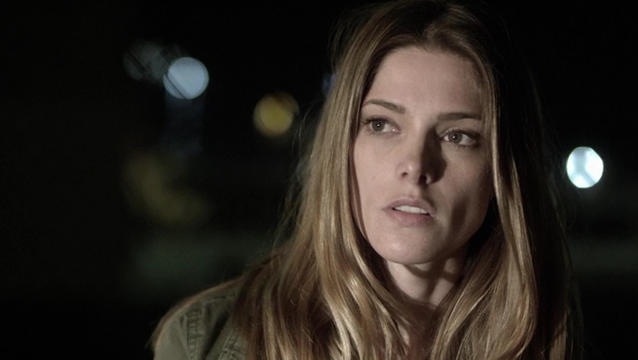 Ashley-Greene-dot-NL_Rogue4x06Elk2027.jpg