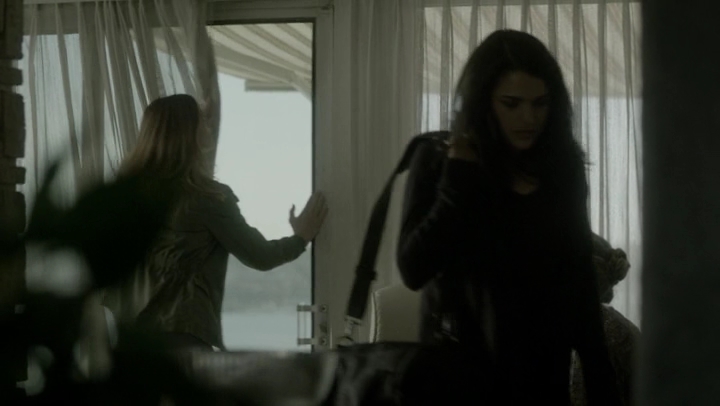 Ashley-Greene-dot-NL_Rogue4x06Elk2739.jpg