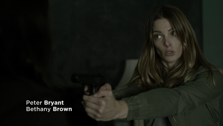 Ashley-Greene-dot-NL_Rogue4x07Bifocals0008.jpg