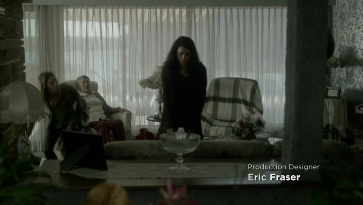 Ashley-Greene-dot-NL_Rogue4x07Bifocals0029.jpg