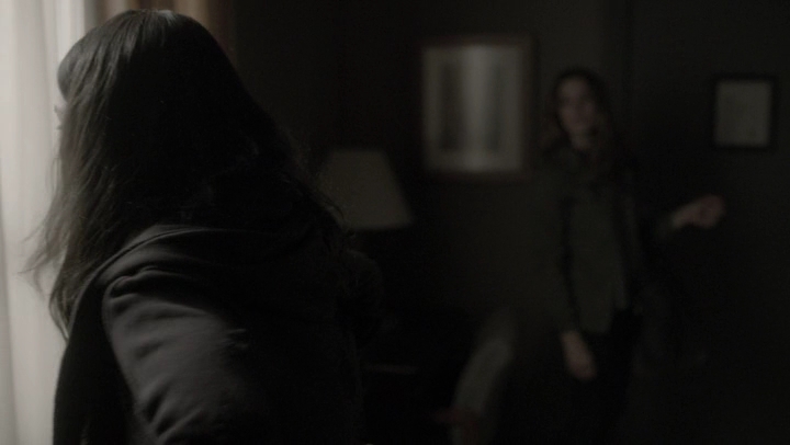Ashley-Greene-dot-NL_Rogue4x07Bifocals0230.jpg