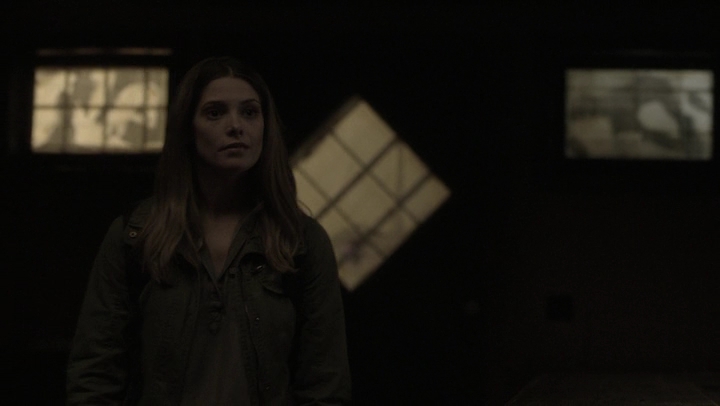 Ashley-Greene-dot-NL_Rogue4x07Bifocals1643.jpg