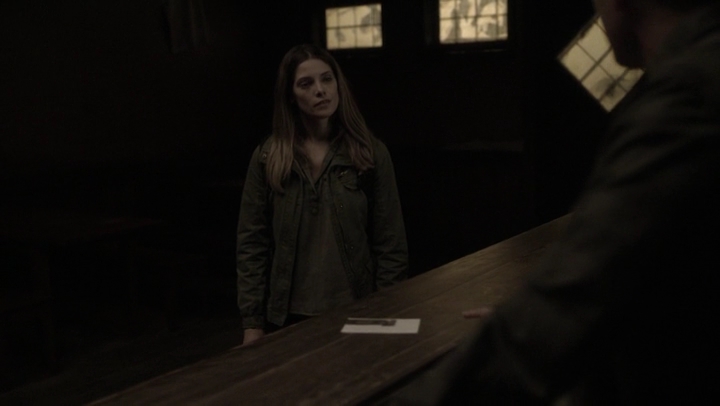 Ashley-Greene-dot-NL_Rogue4x07Bifocals1669.jpg