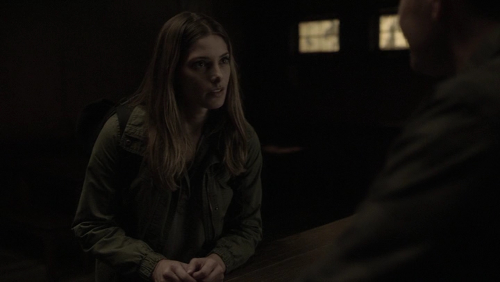 Ashley-Greene-dot-NL_Rogue4x07Bifocals1684.jpg