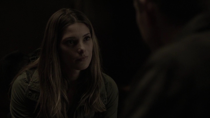Ashley-Greene-dot-NL_Rogue4x07Bifocals1726.jpg