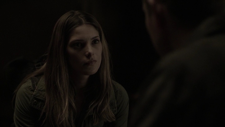 Ashley-Greene-dot-NL_Rogue4x07Bifocals1737.jpg