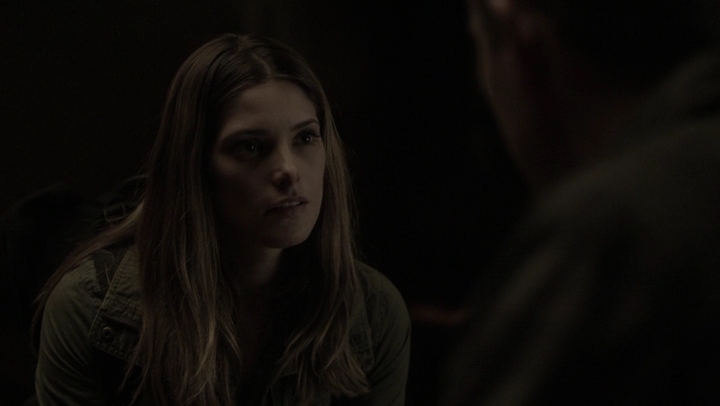 Ashley-Greene-dot-NL_Rogue4x07Bifocals1743.jpg