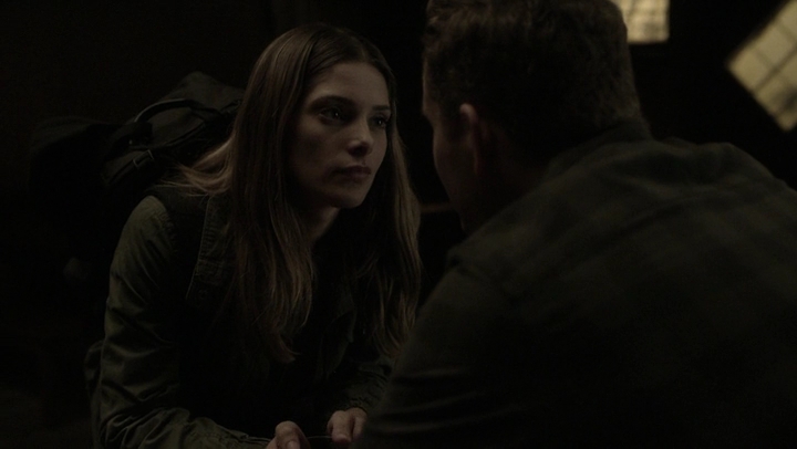 Ashley-Greene-dot-NL_Rogue4x07Bifocals1826.jpg