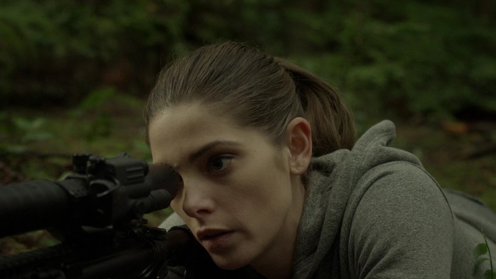 Ashley-Greene-dot-NL_Rogue4x07Bifocals2275.jpg
