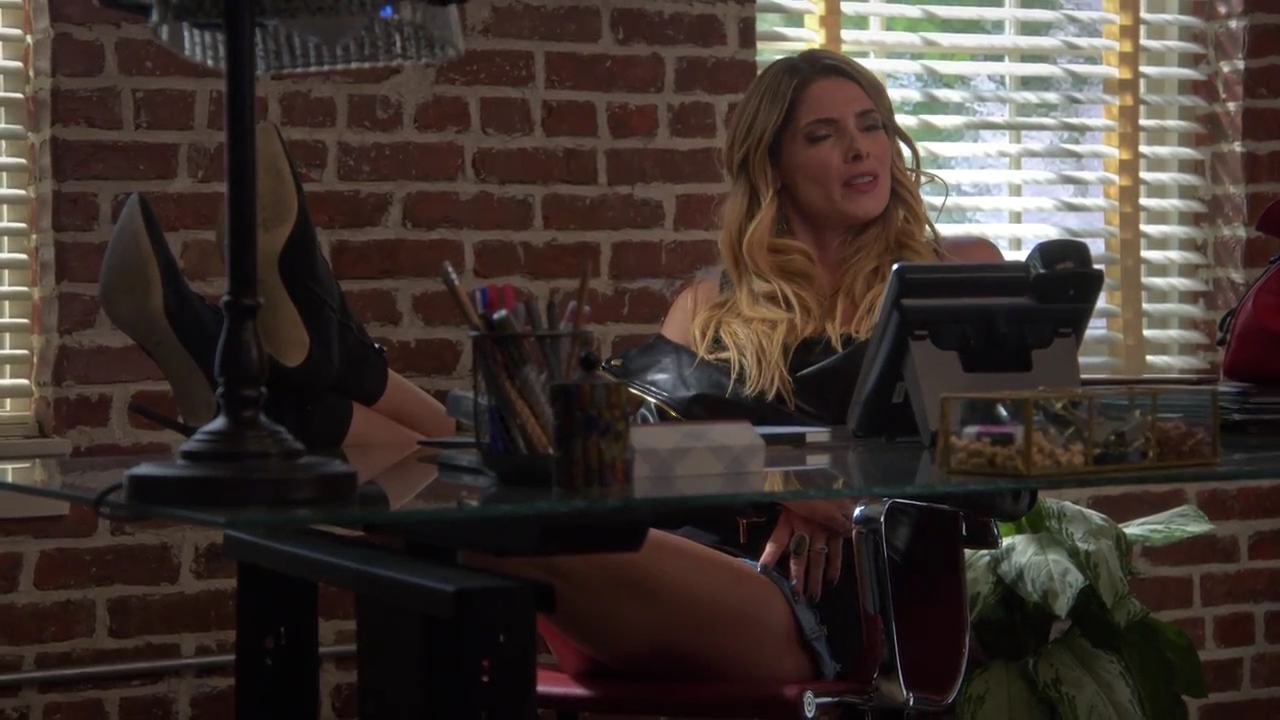 Ashley-Greene-dot-nl_StepUpHighWater2x02-0168.jpg
