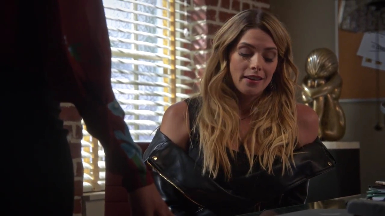 Ashley-Greene-dot-nl_StepUpHighWater2x02-0195.jpg