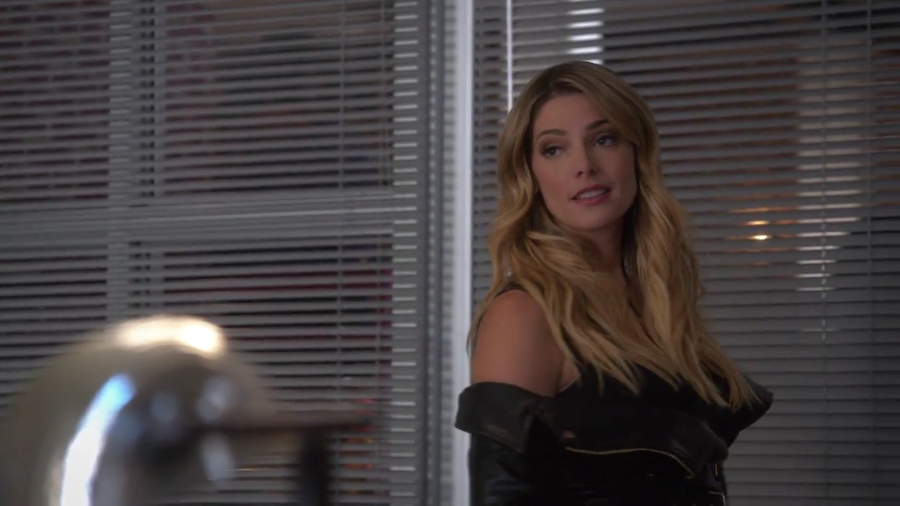 Ashley-Greene-dot-nl_StepUpHighWater2x02-0215.jpg