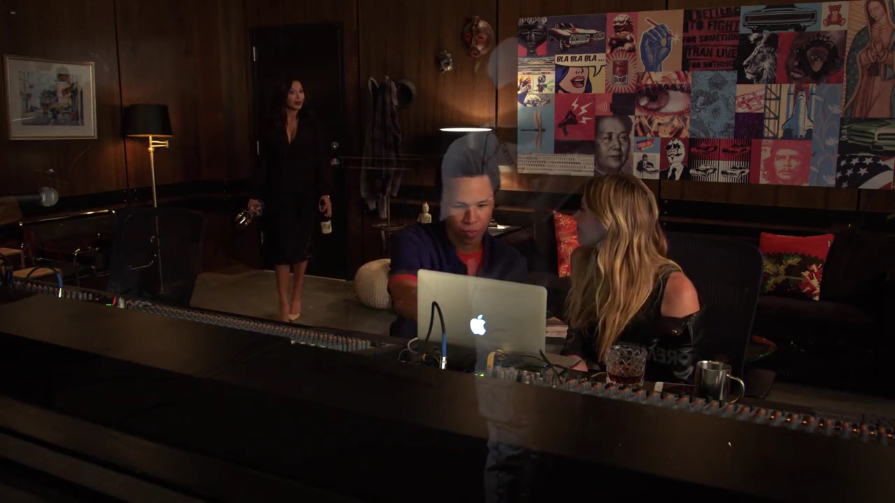 Ashley-Greene-dot-nl_StepUpHighWater2x02-1074.jpg