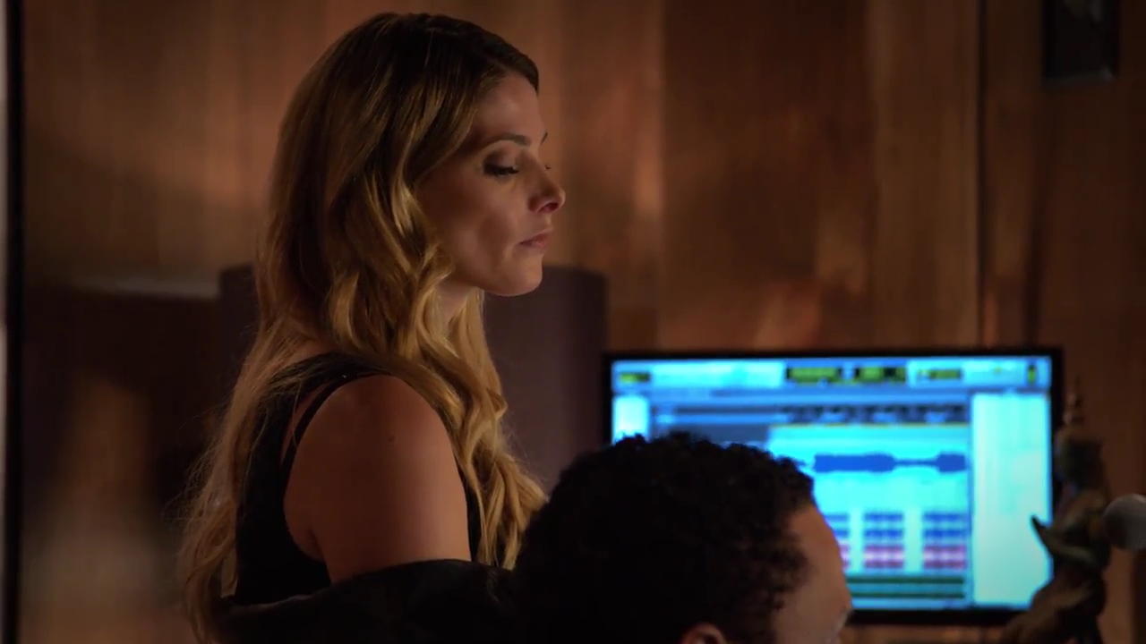 Ashley-Greene-dot-nl_StepUpHighWater2x02-1328.jpg