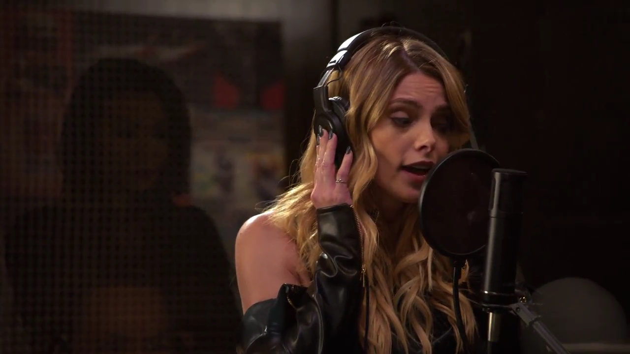 Ashley-Greene-dot-nl_StepUpHighWater2x02-1413.jpg