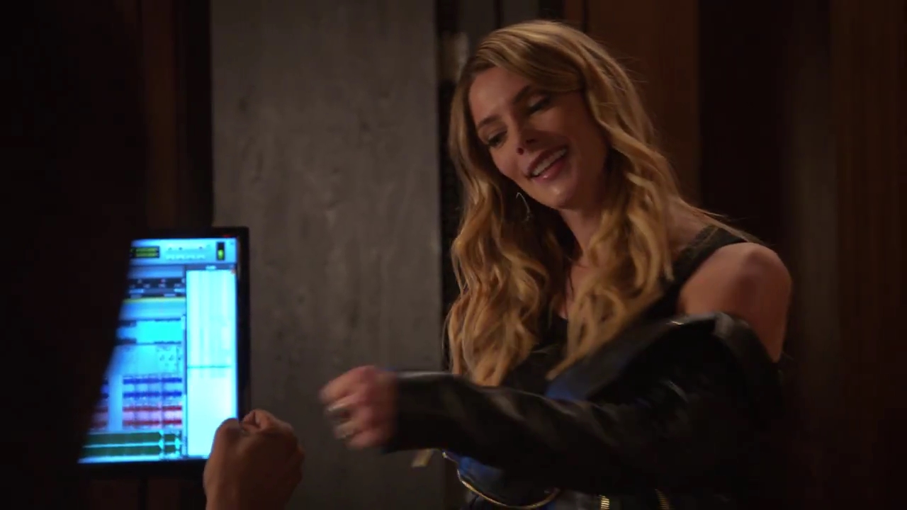Ashley-Greene-dot-nl_StepUpHighWater2x02-1441.jpg