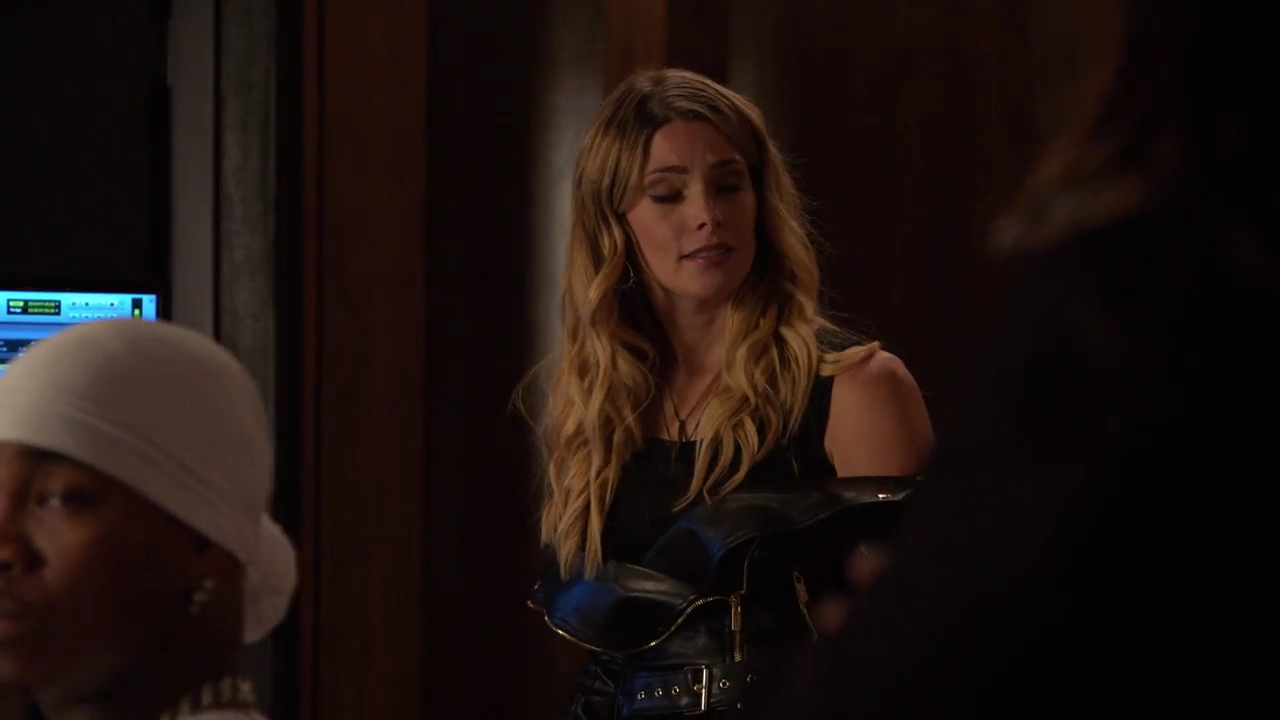 Ashley-Greene-dot-nl_StepUpHighWater2x02-1445.jpg