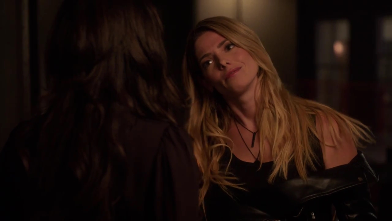 Ashley-Greene-dot-nl_StepUpHighWater2x02-1811.jpg