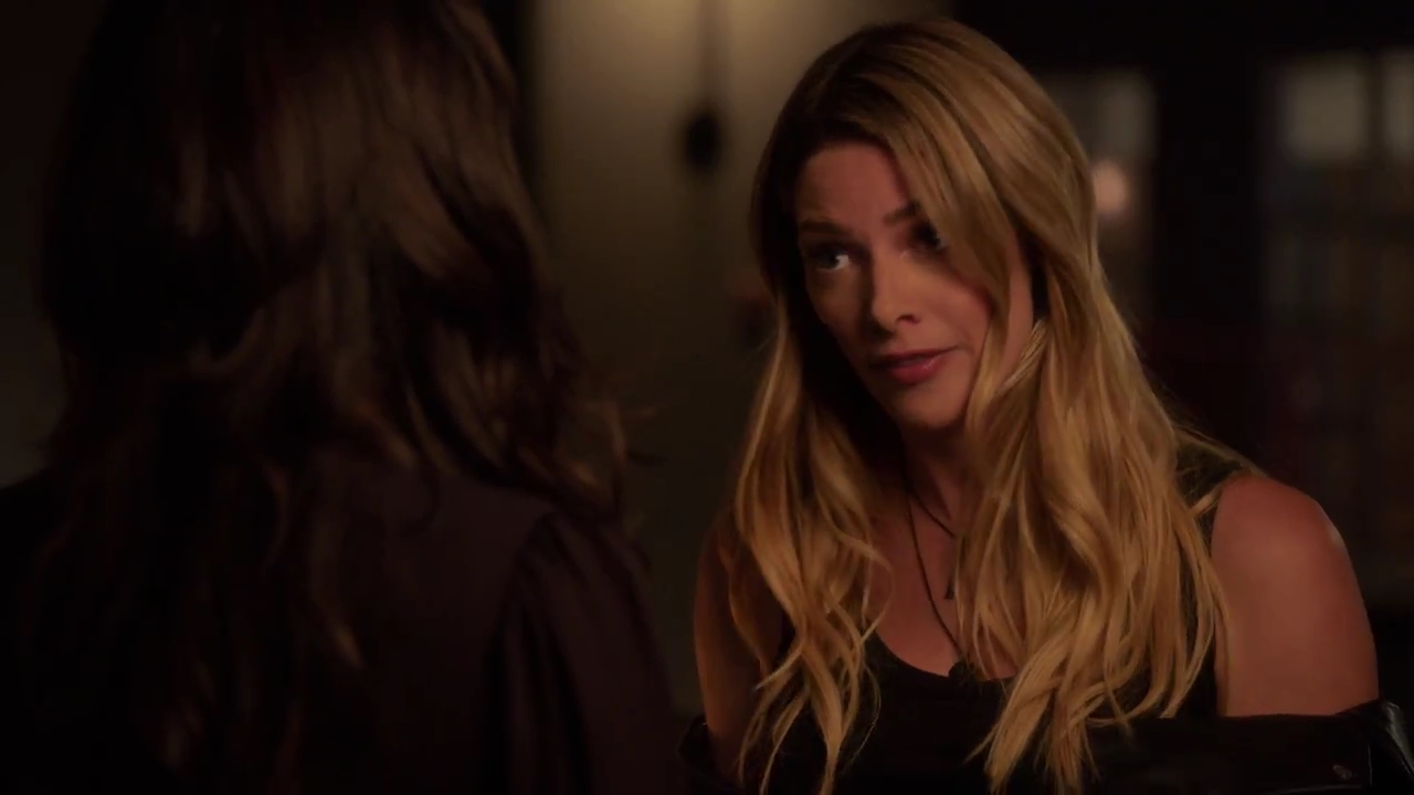 Ashley-Greene-dot-nl_StepUpHighWater2x02-1835.jpg