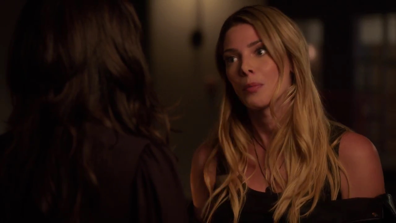 Ashley-Greene-dot-nl_StepUpHighWater2x02-1848.jpg
