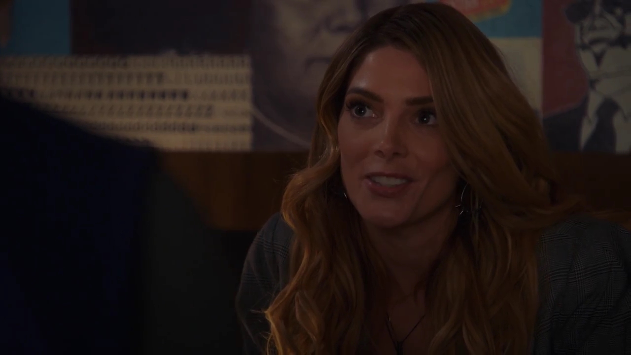 Ashley-Greene-dot-nl_StepUpHighWater2x03-1956.jpg