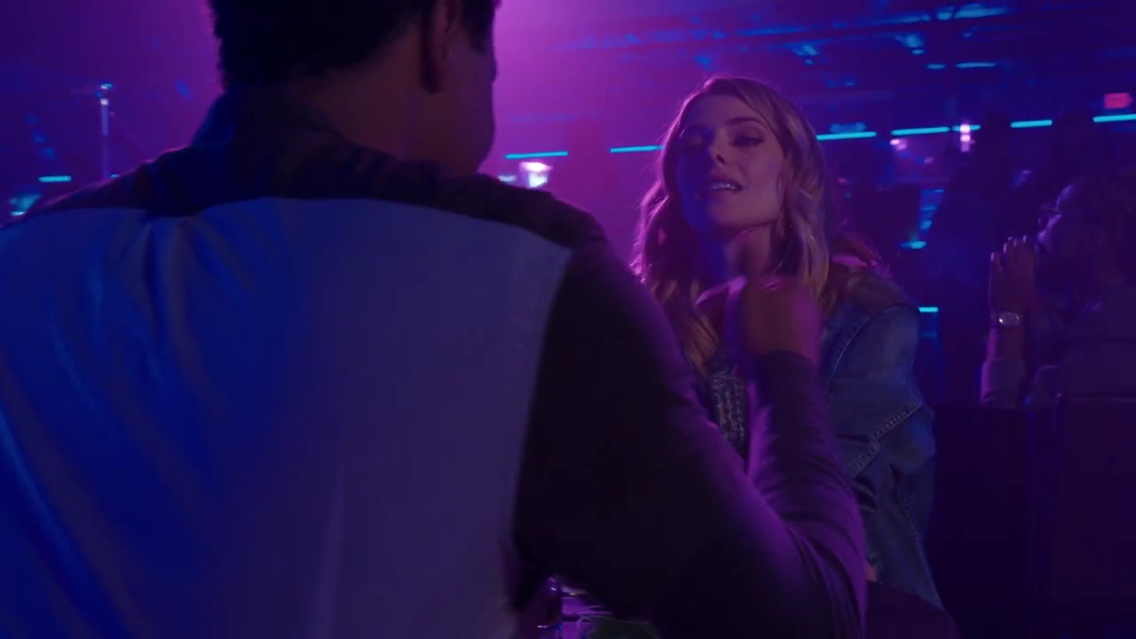 Ashley-Greene-dot-nl_StepUpHighWater2x03-2175.jpg