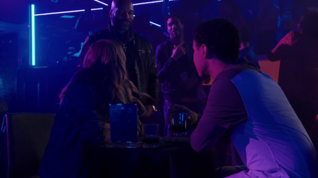 Ashley-Greene-dot-nl_StepUpHighWater2x03-2182.jpg