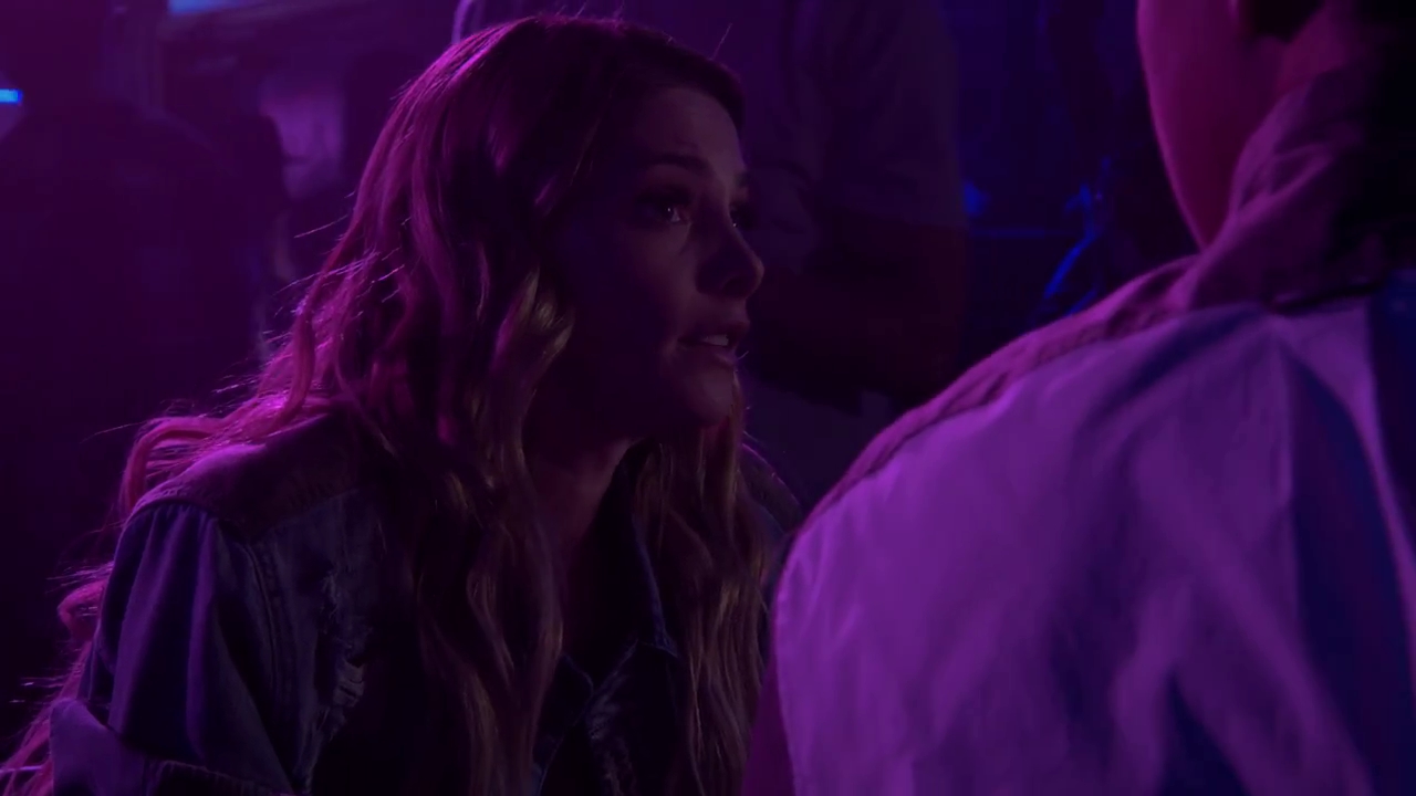 Ashley-Greene-dot-nl_StepUpHighWater2x03-2339.jpg