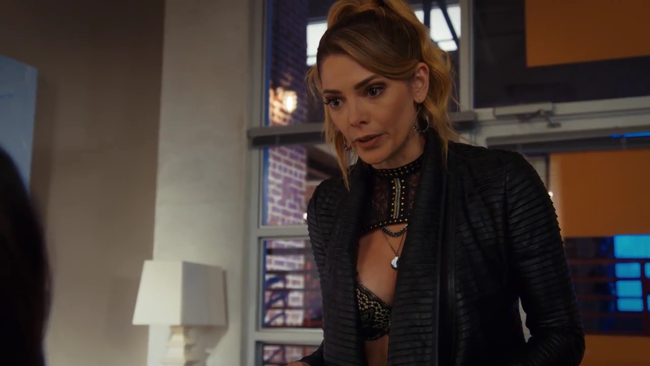 Ashley-Greene-dot-nl_StepUpHighWater2x03-2615.jpg