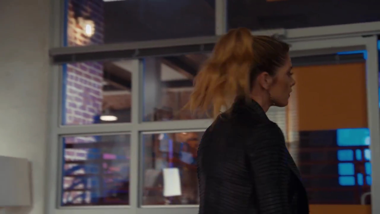 Ashley-Greene-dot-nl_StepUpHighWater2x03-2636.jpg