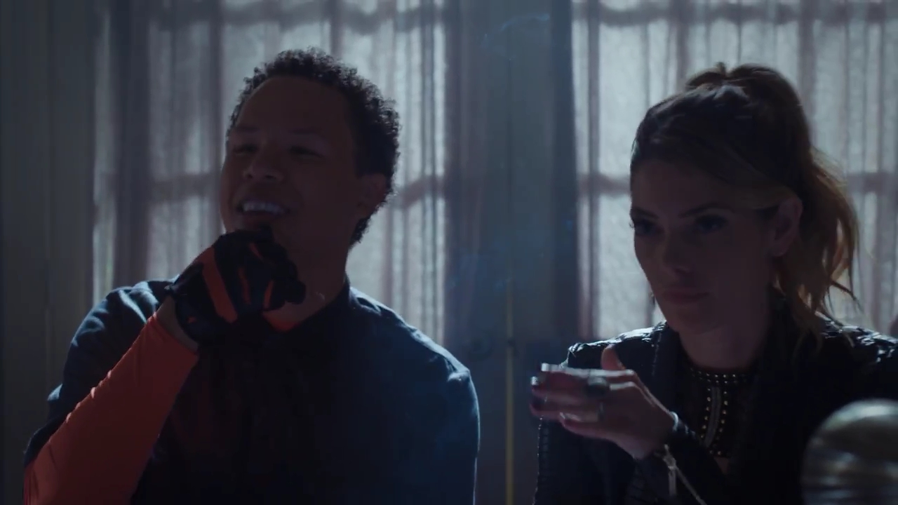 Ashley-Greene-dot-nl_StepUpHighWater2x03-2705.jpg