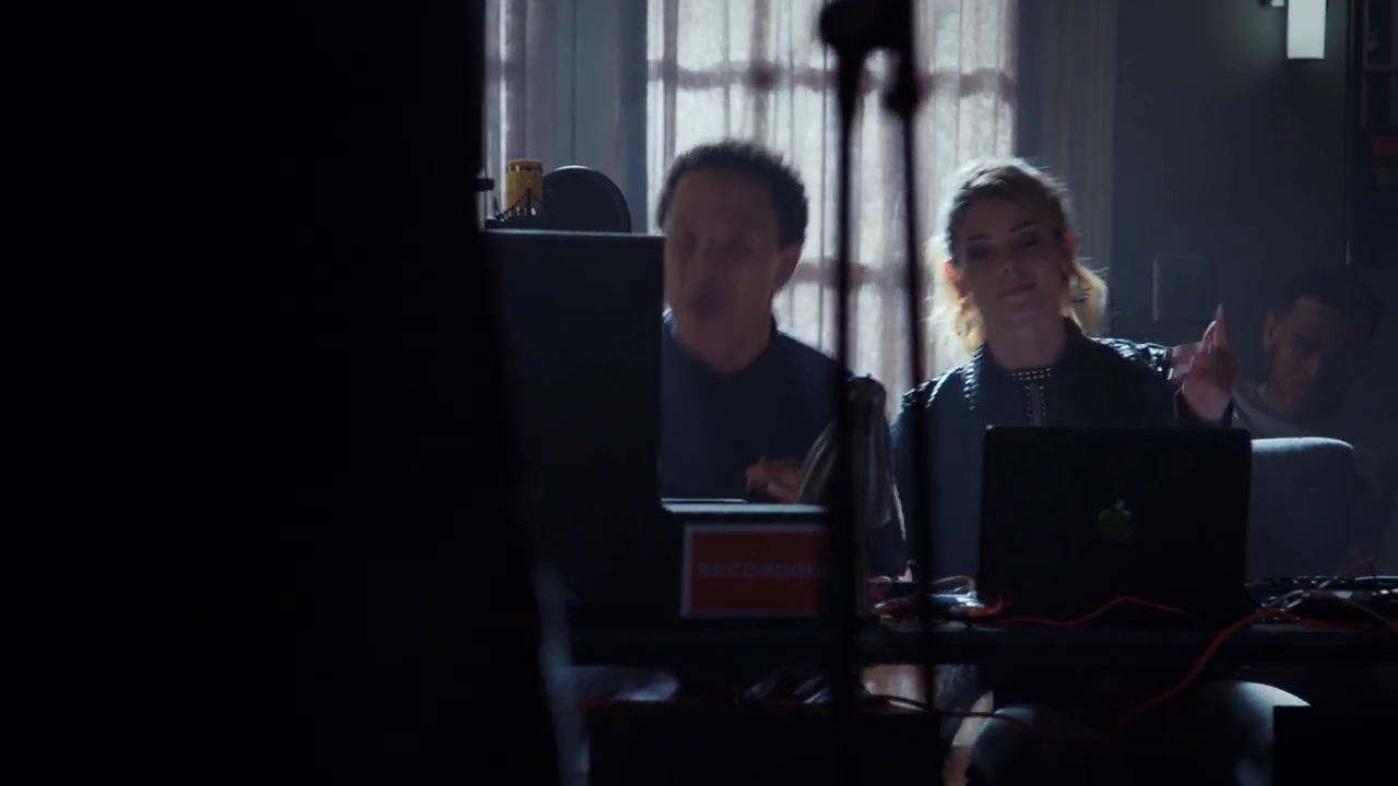 Ashley-Greene-dot-nl_StepUpHighWater2x03-2712.jpg