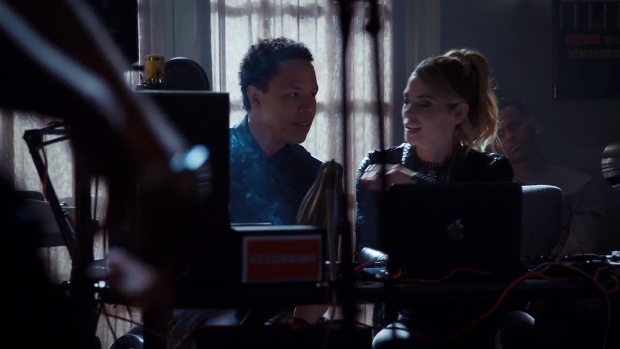 Ashley-Greene-dot-nl_StepUpHighWater2x03-2722.jpg