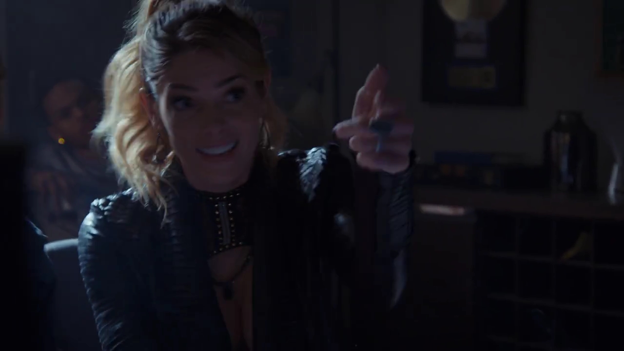 Ashley-Greene-dot-nl_StepUpHighWater2x03-2727.jpg