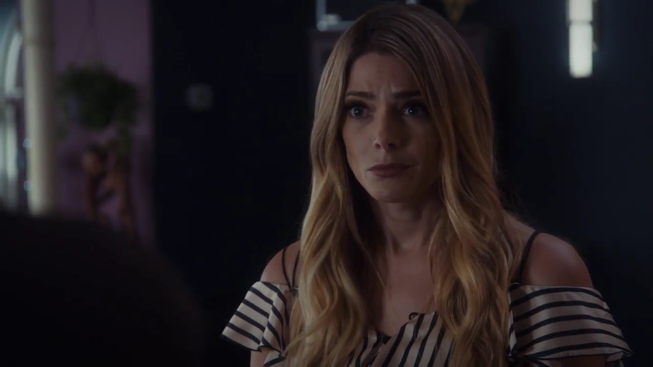 Ashley-Greene-dot-nl_StepUpHighWater2x04-3029.jpg