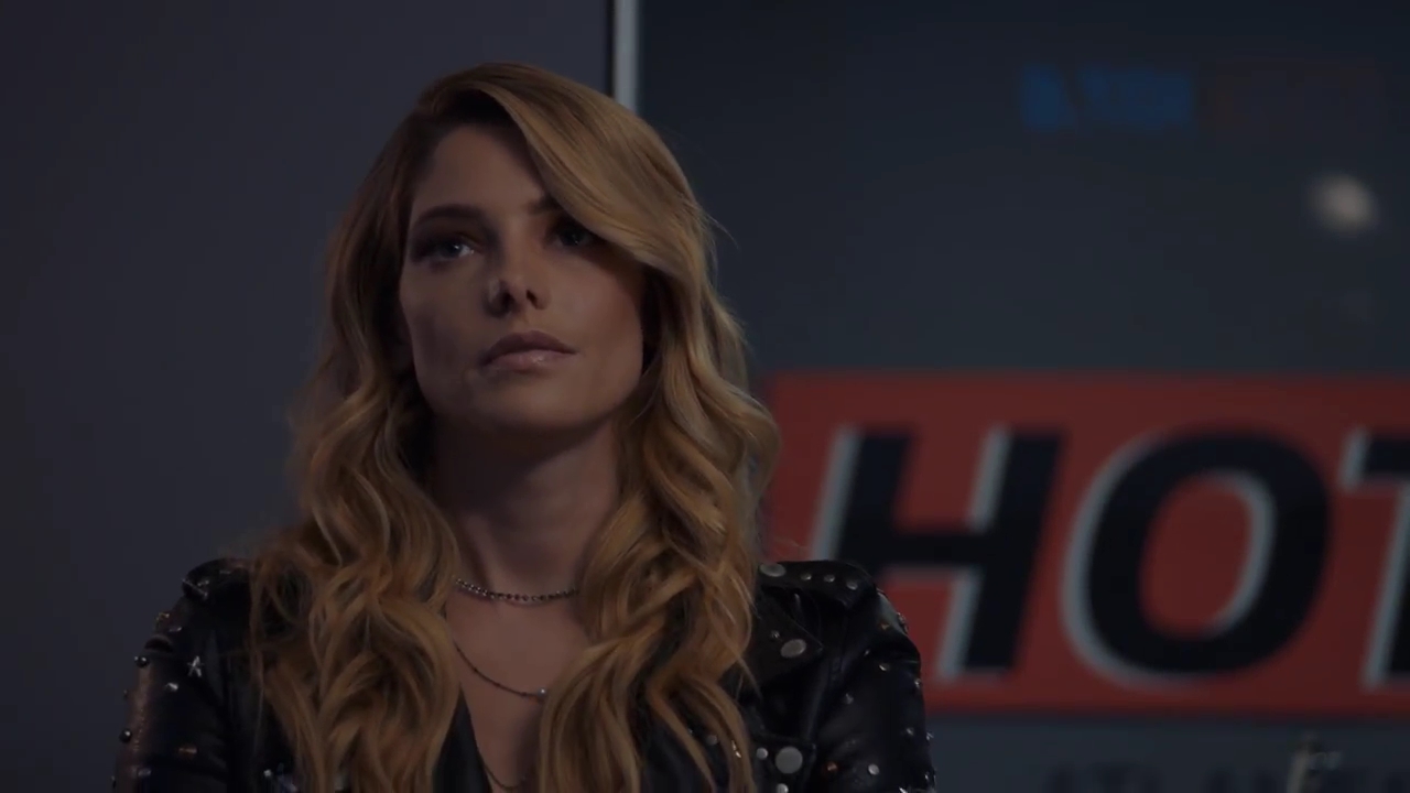 Ashley-Greene-dot-nl_StepUpHighWater2x04-3798.jpg
