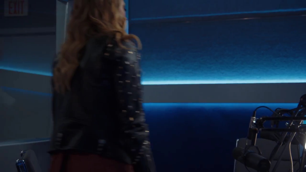 Ashley-Greene-dot-nl_StepUpHighWater2x04-3813.jpg