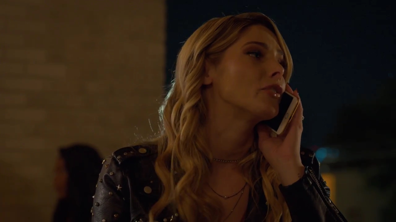 Ashley-Greene-dot-nl_StepUpHighWater2x04-4058.jpg