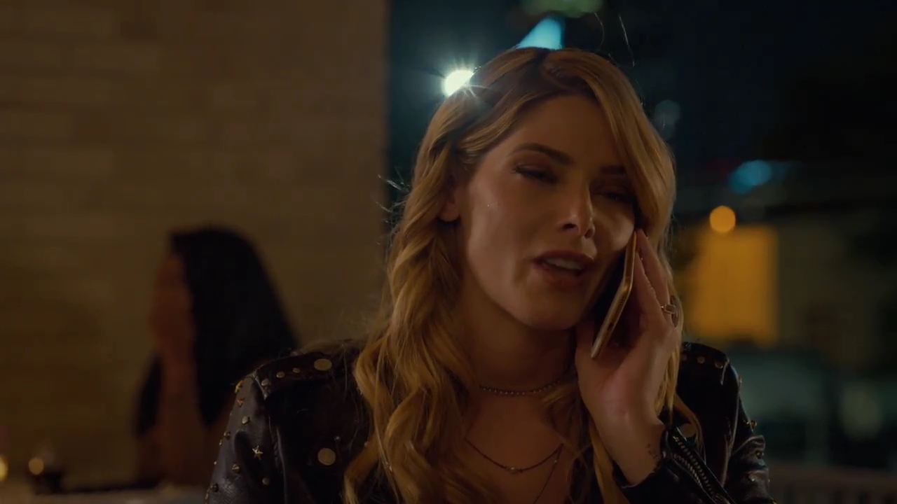 Ashley-Greene-dot-nl_StepUpHighWater2x04-4070.jpg